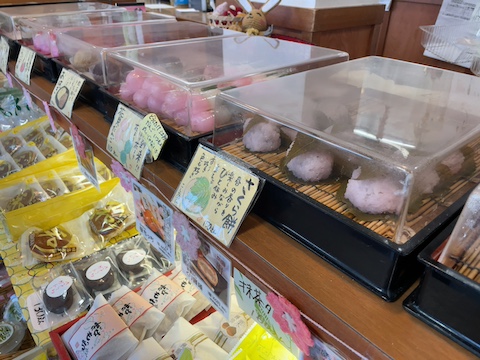本わらび餅 江戸屋 夢前本店の風景